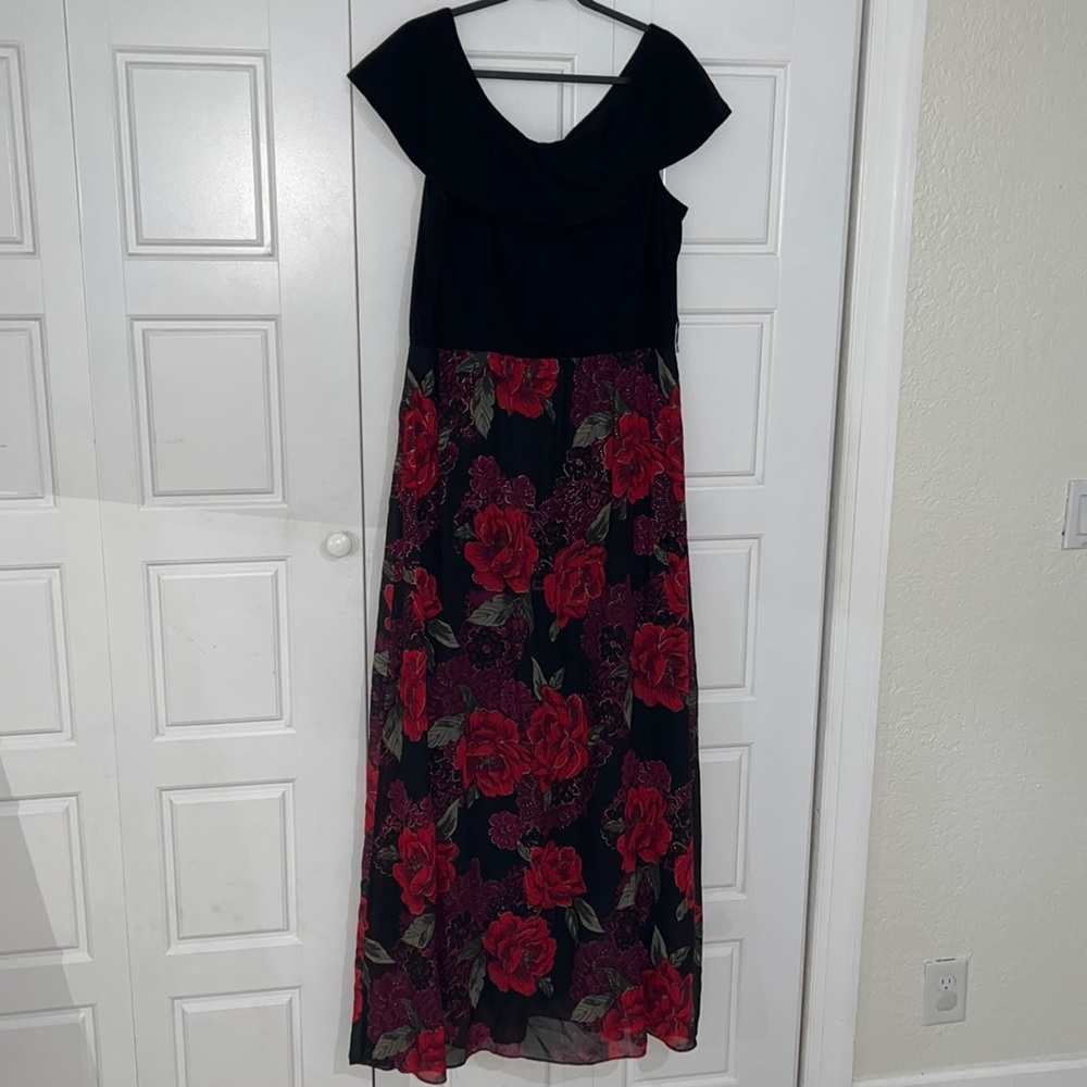 Scarlett maxi dress
